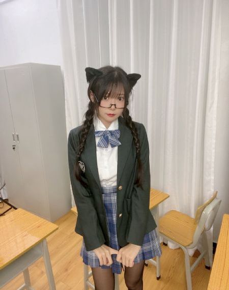 韩剧漂亮的嫂子_剧情片手机在线观看